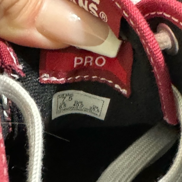 Vans Authentic Pro Low Top Sneaker Rumba Red Port Royale Size 9 Women - Picture 10 of 10